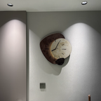 Scandinavian Luxurious Wall Clock – Modern Design with Lighting