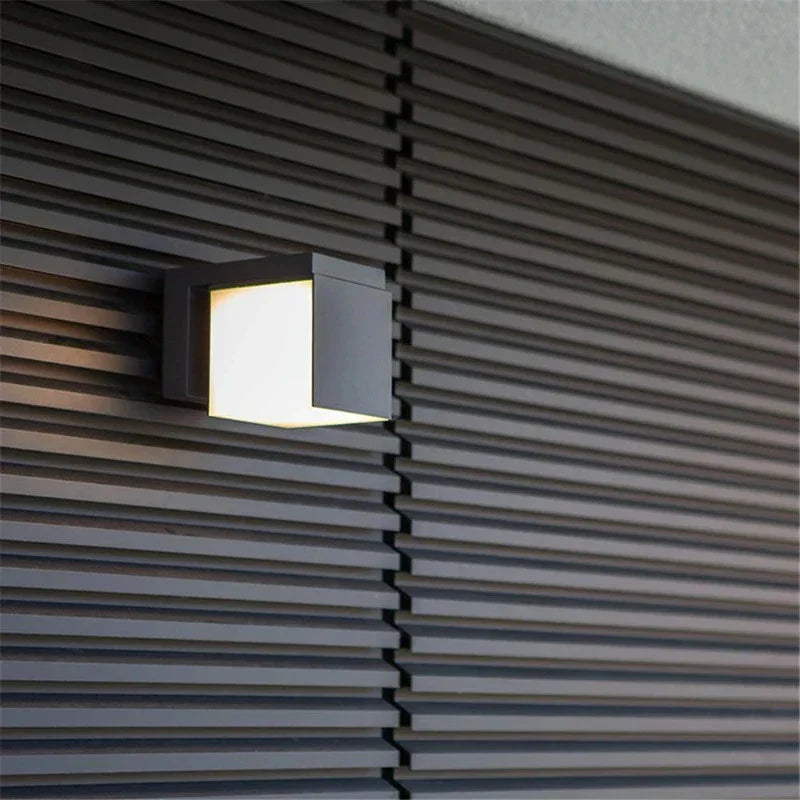 Modern LED Garden Lamp