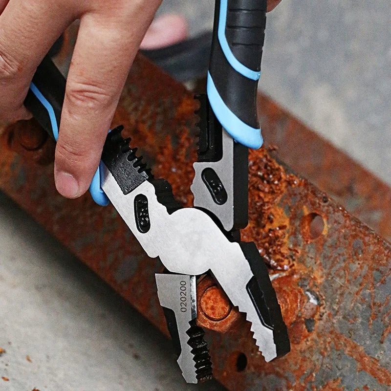 High-strength multifunctional pliers for demanding tasks