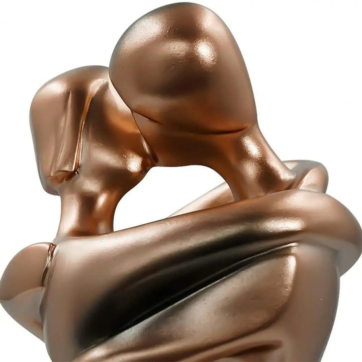 Modern Couple Sculpture – Symbol of Connection