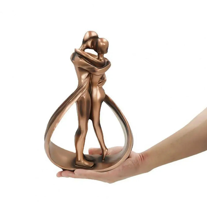 Modern Couple Sculpture – Symbol of Connection