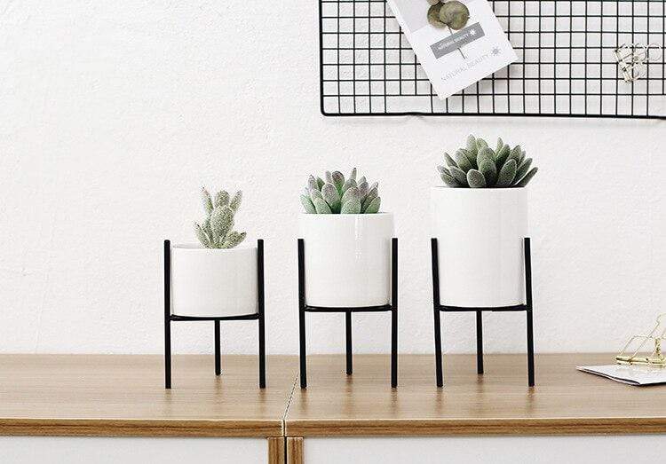 Pack of 3 mid-century floral planters