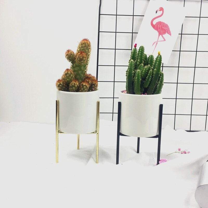 Pack of 3 mid-century floral planters