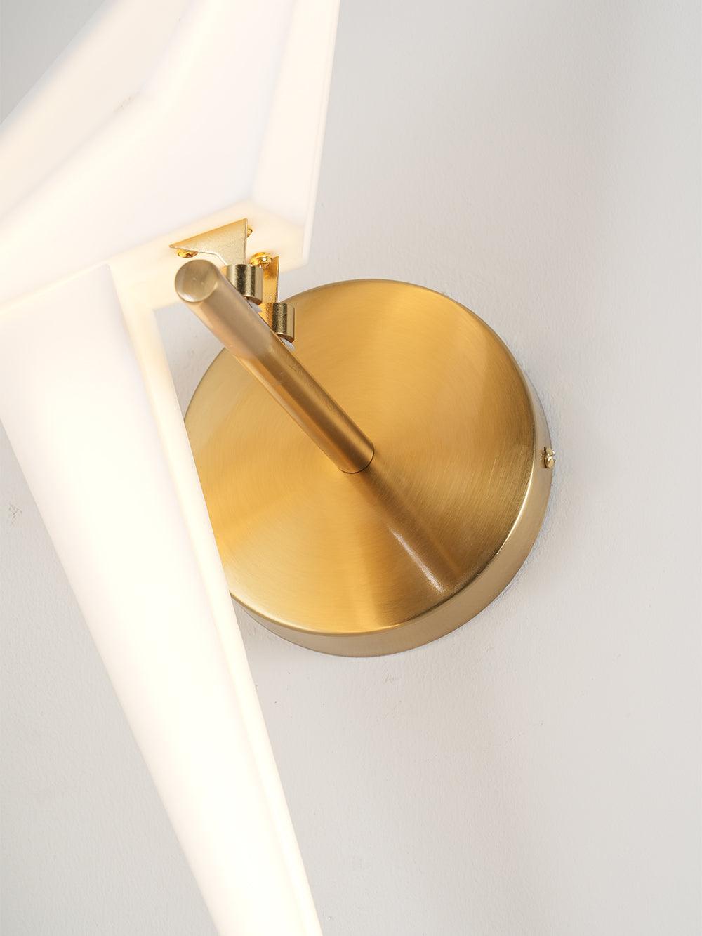 Fancy Wall Lamp with Nature-Inspired Design