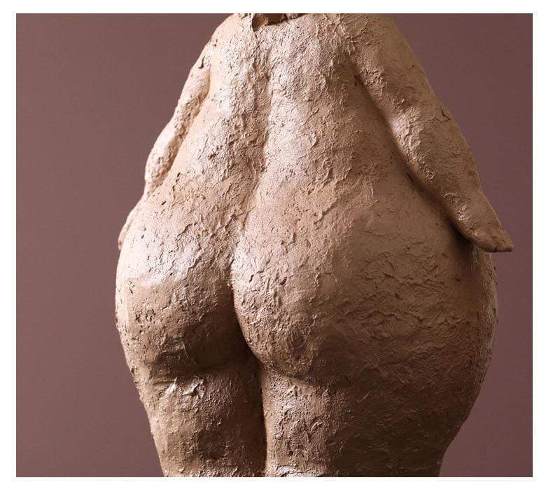 Perfect curves women figures