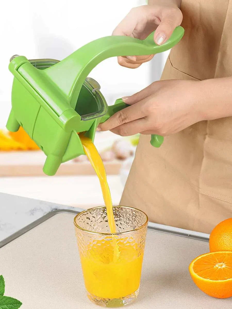 LemonSqueeze Juicer - Fast and Easy Lemon Juice Extraction