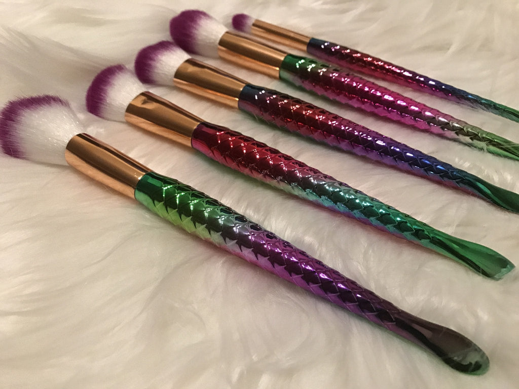 MerTail - Mermaid Makeup Brushes