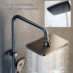 Intelligent shower set with constant temperature under pressure