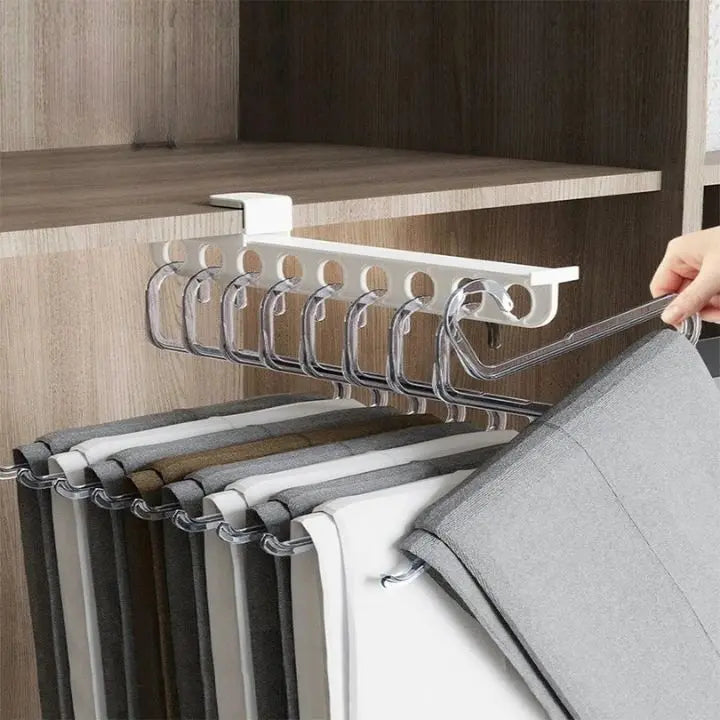 Space-saving wardrobe organizer