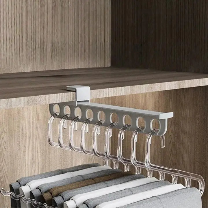 Space-saving wardrobe organizer