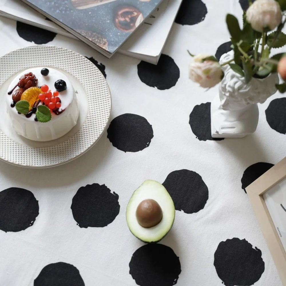 Polka Charm Tassel Table Cloth