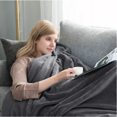 CozyGuard Waterproof Blanket – Reversible, Stain Resistant & Soft Plush Design