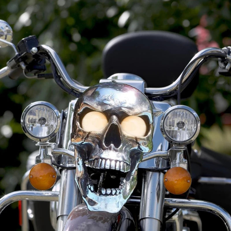 Energy-saving LED spotlight with retro skull design