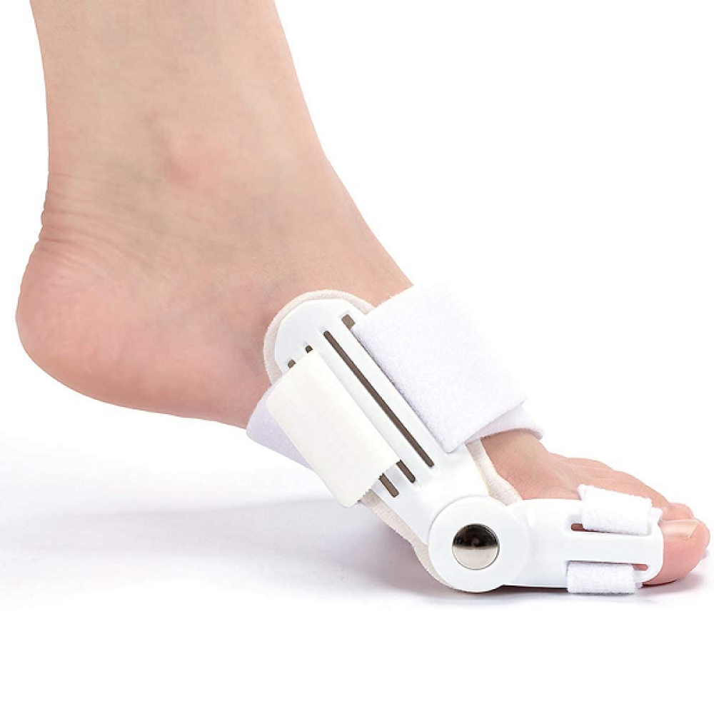 Toe spacer for big toe smoothing in case of broken toes