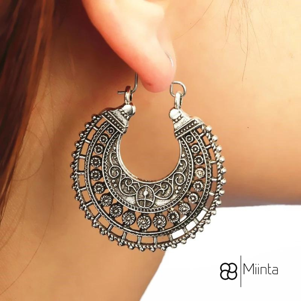 Elegant Tibetan Filigree Earrings made of High-Quality Real Silver!