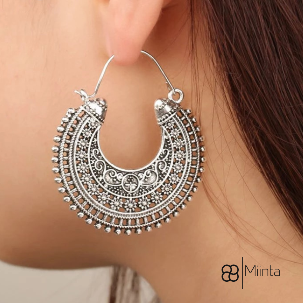 Elegant Tibetan Filigree Earrings made of High-Quality Real Silver!