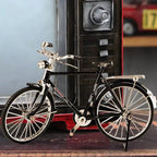 Retro bicycle model 1:8 scale