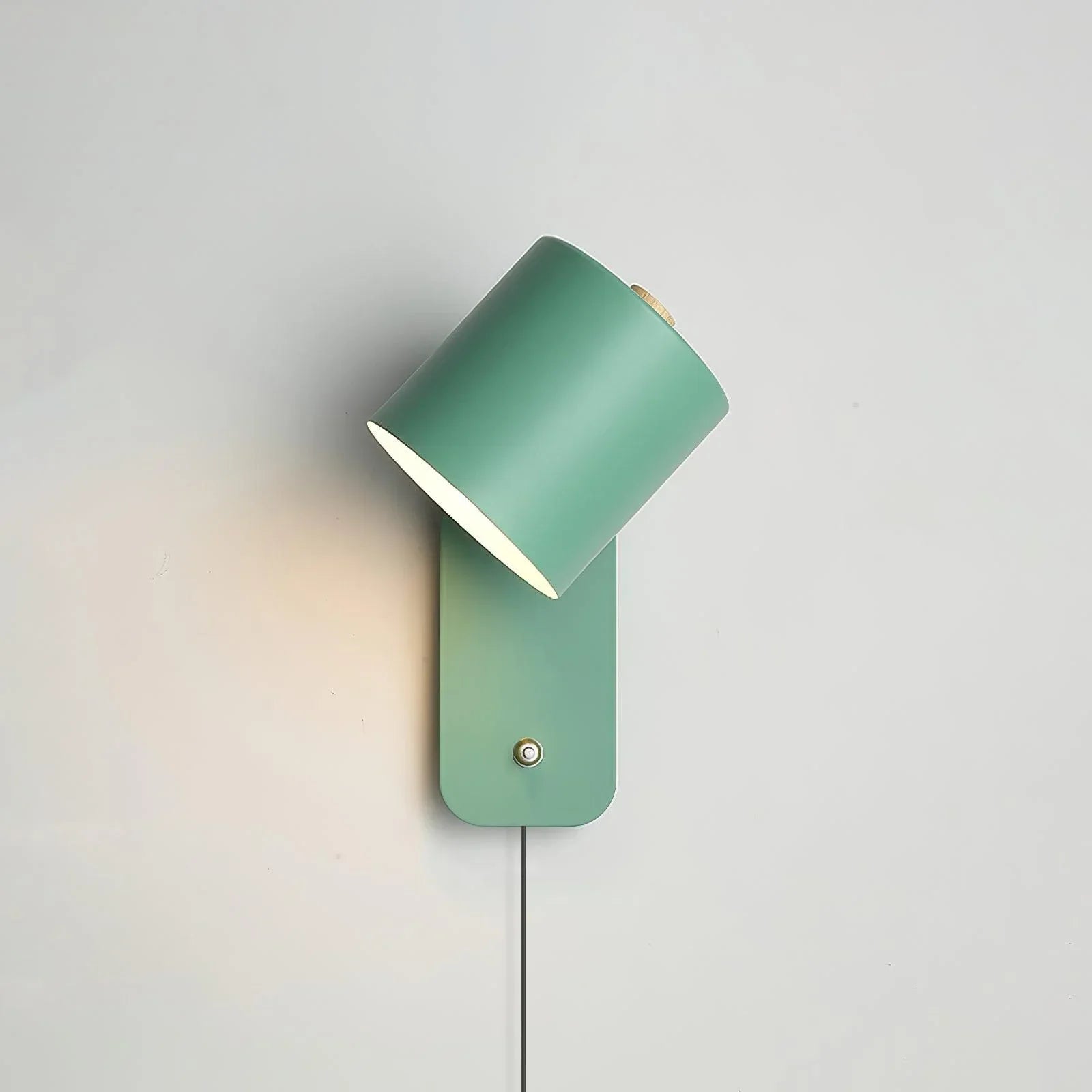 Cylindrical Wall Lamp with Plug