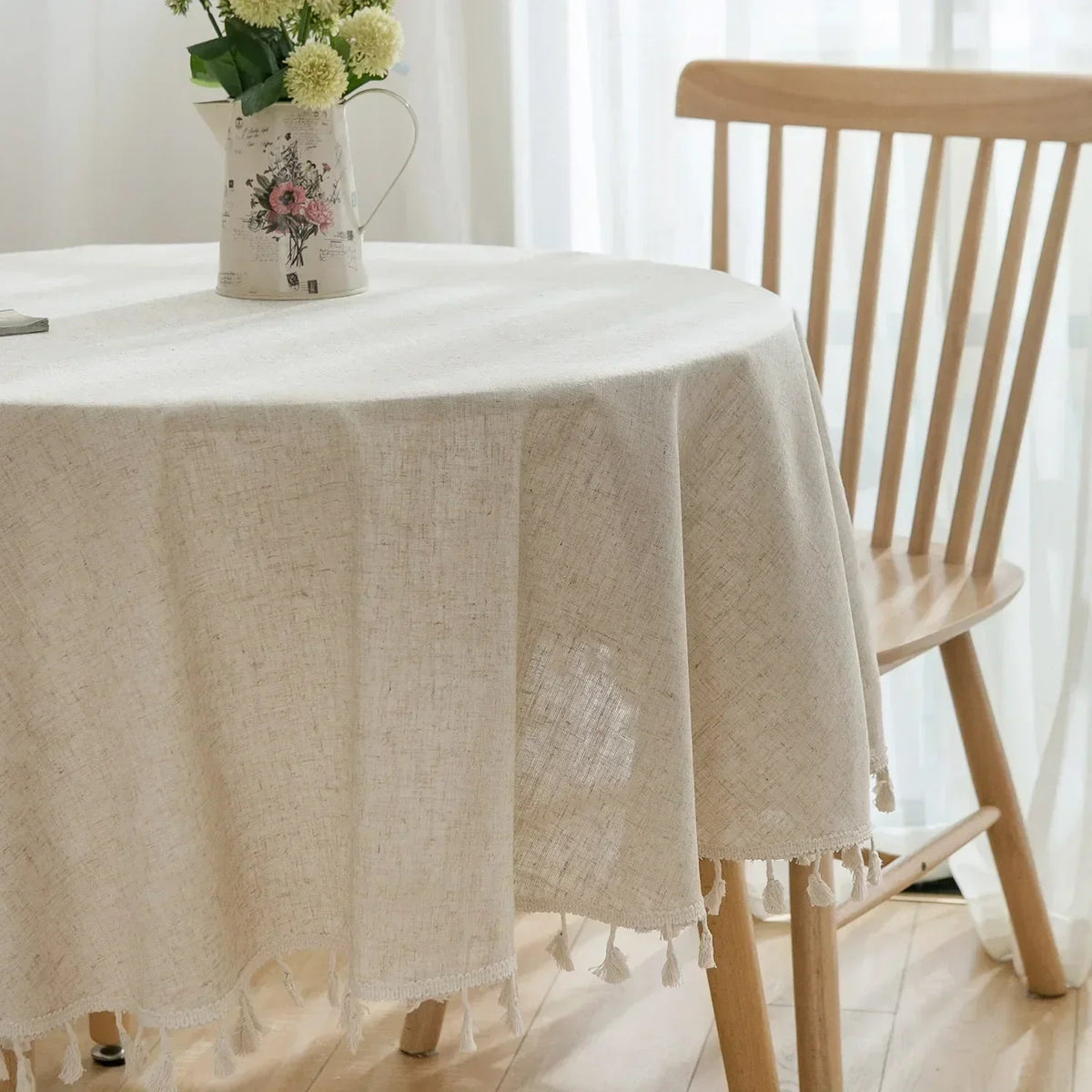 Round Linen-Cotton Tablecloth with Tassels
