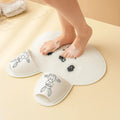 Non-slip shower mat for gentle foot cleaning