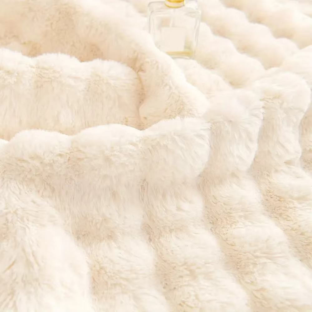 Plush Bubble-Textured Faux Rabbit Fur Sofa Slipcover - Non-Slip Couch Cushion Cover for Living Room