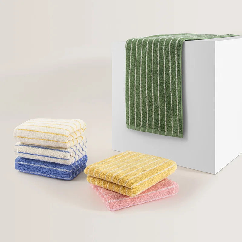 Retro Striped Polyester Towel, Quick-Drying and Machine-Washable