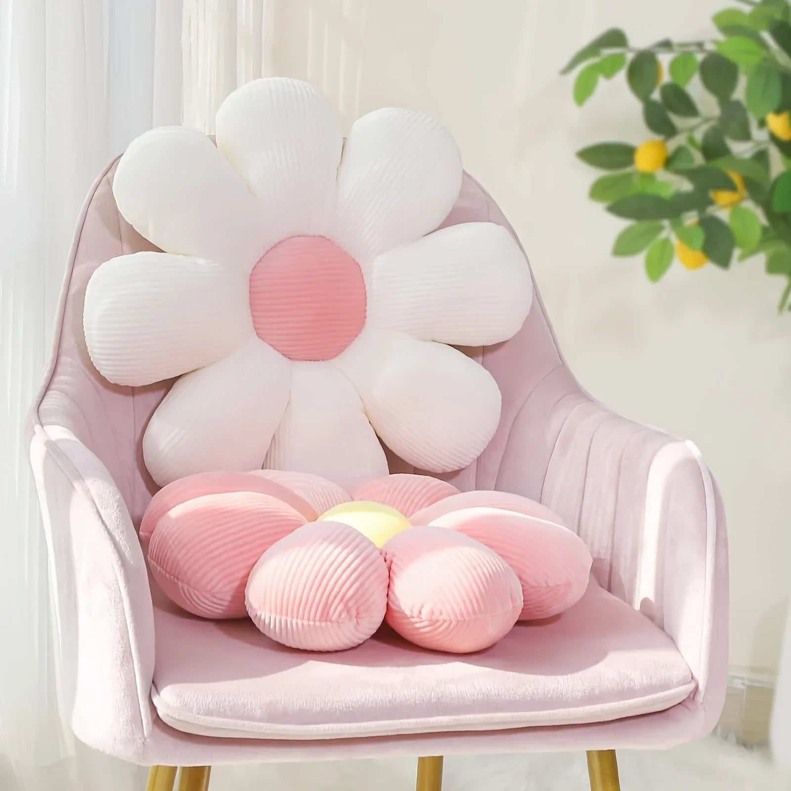 Delicate flower-filled mat for your office