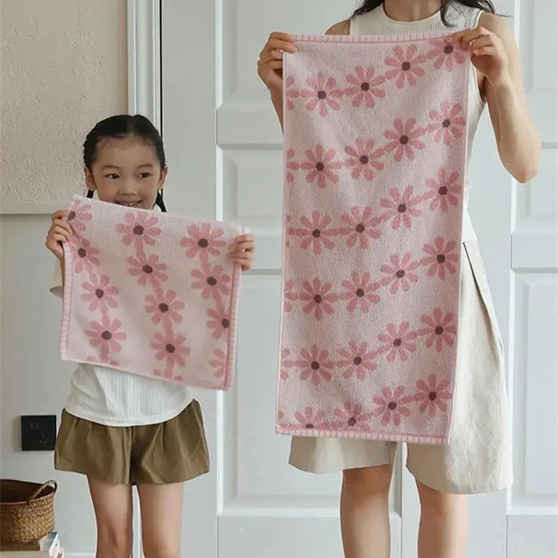 Daisy Towel