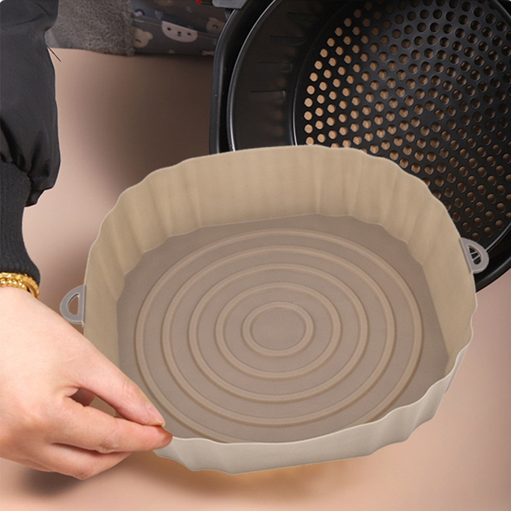 SiliconFry Tray – Reusable Airfryer Mold for Dishwasher