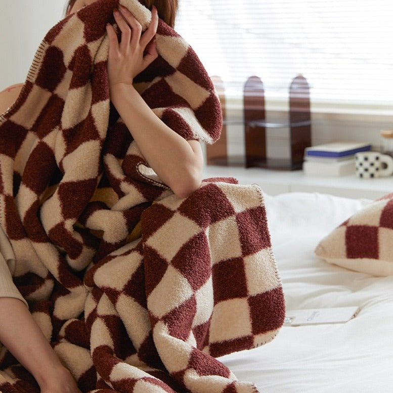 Plain Checkerboard Throw
