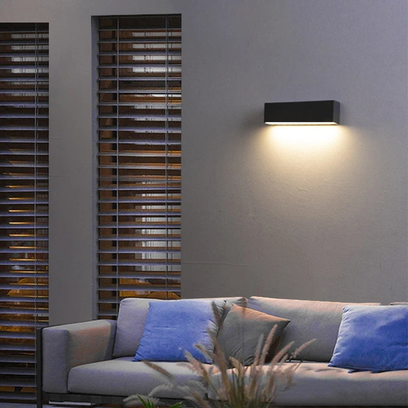 GardenLux – Elegant Wall Lamp for Garden with Luxurious Glow