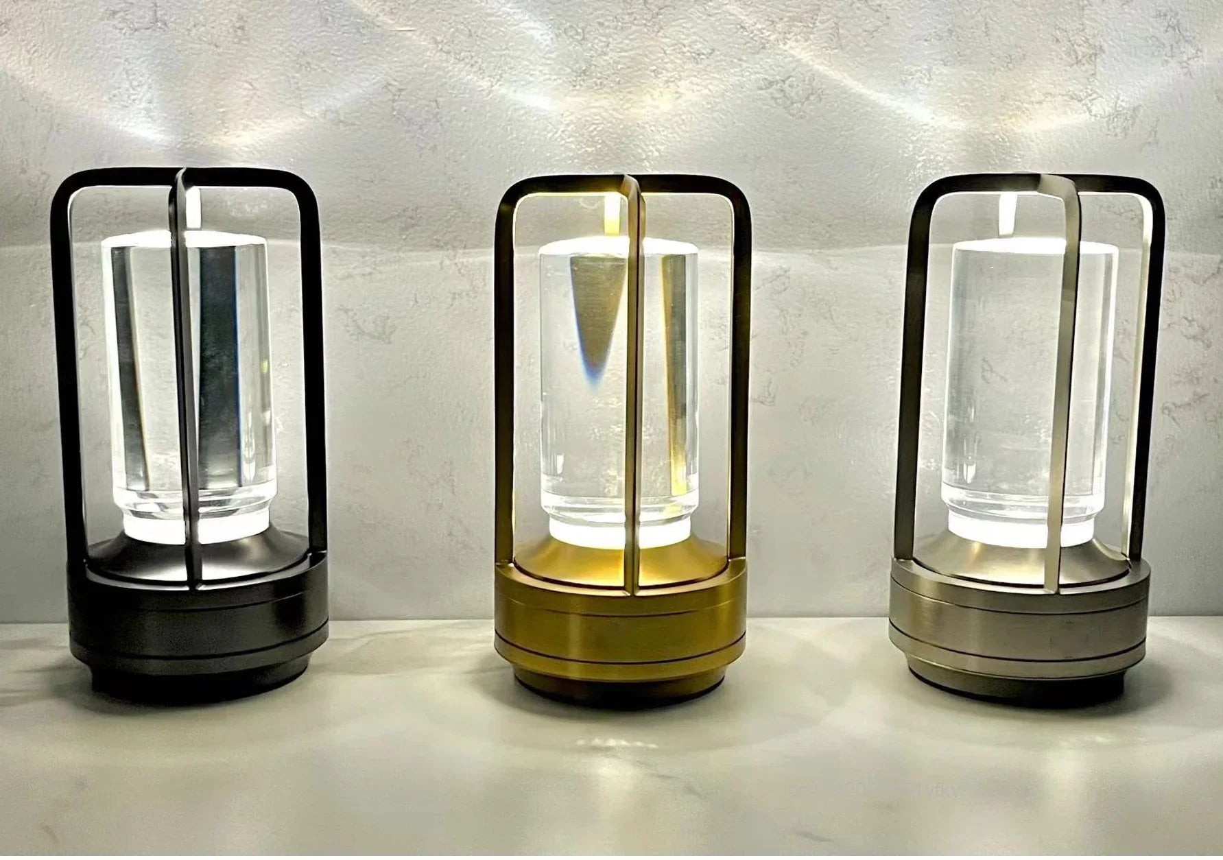 Mobile Lamp with Adaptive Travel Light