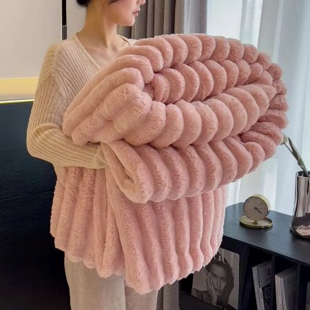 Luxurious Faux Rabbit Fur Plush Throw Blanket - Perfectly Warm and Soft for Your Home