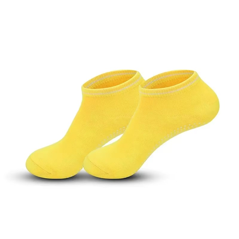 Women Anti Slip Cotton Yoga Socks for Trampoline and Sports