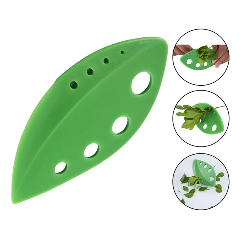 Green Quick Herb Remover for Vegetables | 4-in-1 Stripper for Parsley, Cilantro & Co. | Handy Kitchen Assistant made of ABS Plastic
