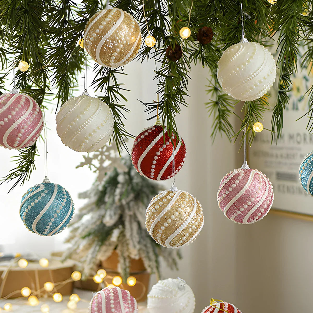 Plastic Christmas Tree Ornaments, 8 cm, for Indoor and Outdoor Decoration
