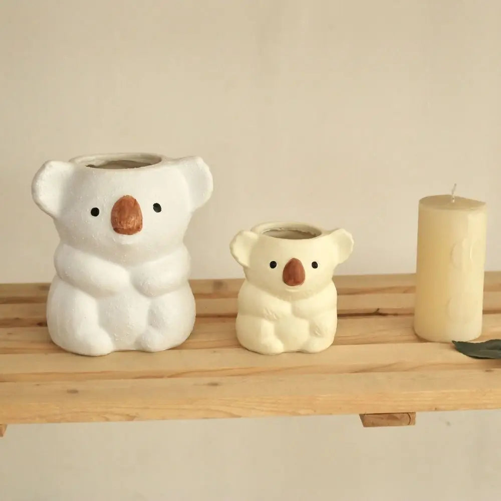 Koalina Koala Planter | Sweet Decorative Plant Pot Made of Resin | Mini Vase for Succulents & Bonsai | Handcrafted Garden & Home Decor