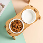 Convenient feeding with bamboo bowls