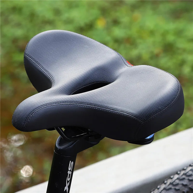 Comfortable Ergonomic Bike Saddle with Widened Cushion for Long-Distance Cycling – Compatible with MTB, E-Bikes and More