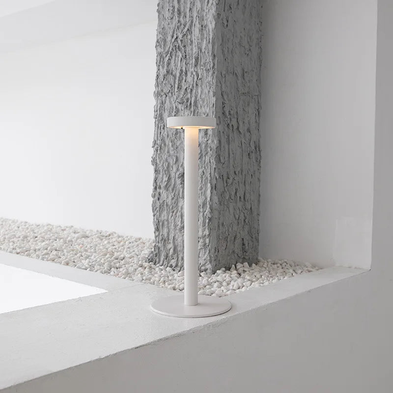 Innovative Wireless Lamp for Creators