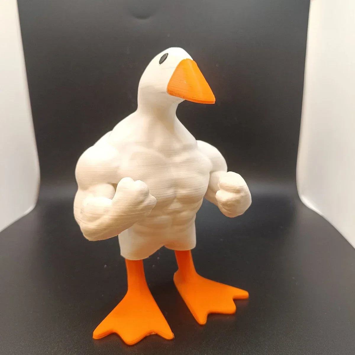 Strong Goose Attack Decor Decor
