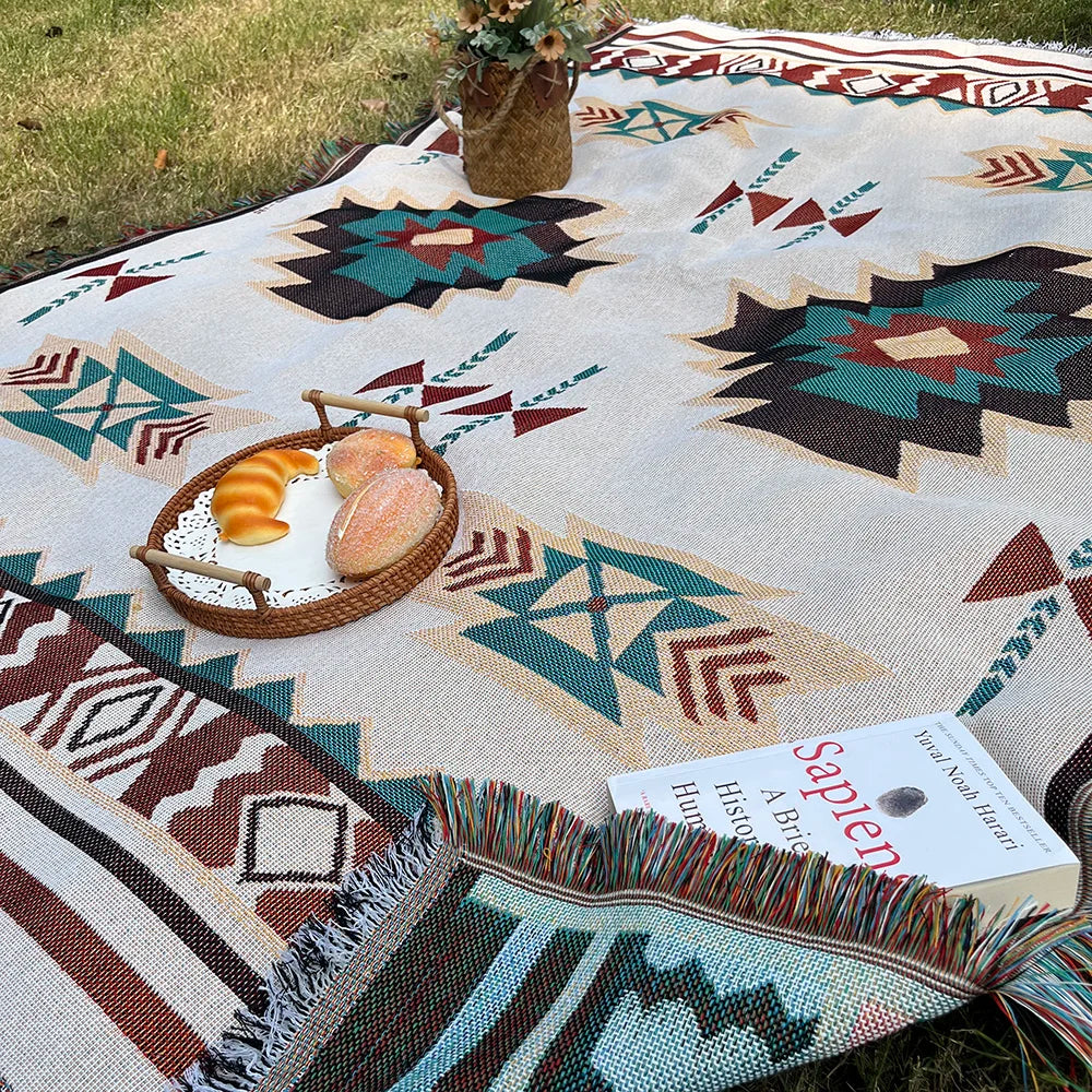 AztecaLoom Boho Blanket | XXL Aztec Throw with Fringes | Southwestern Ethno Style | Vintage Throw Blanket made of Cotton Blend