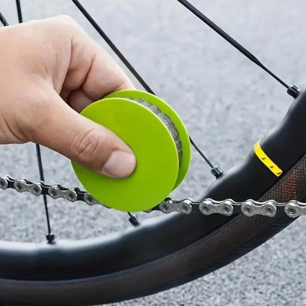 Portable Bicycle Chain Lubricator and Cleaning Oil Roller Tool