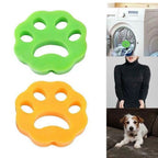 Washing machine hair catcher against pet hair on clothes