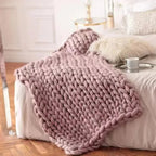 Chunky Knit Blanket – Cozy Wool Blanket for Every Room – Soft & Warm – Perfect for Sofa and Bed