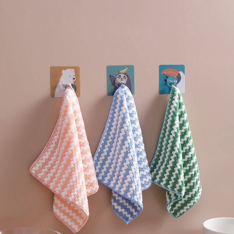 microfibre cleaning cloths made from coral fleece for streak-free cleanliness