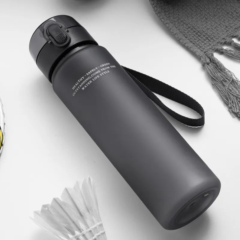 DraagDrink Water Bottle – Leakproof & BPA-free for Sports, Work & Travel