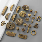 Bronvella ArcRetro Furniture Handle in Antique Copper