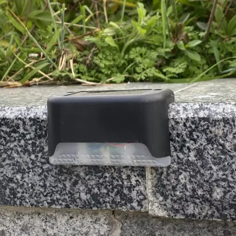 Weatherproof Solar LED Lights for Outdoor Illumination and Decoration