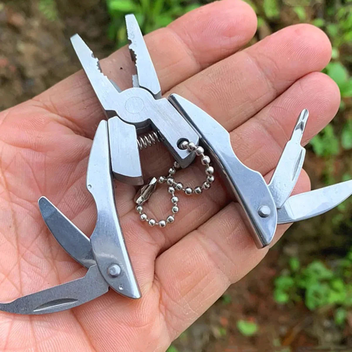 Stainless Edge EDC Multi-Tool Emergency Keychain with Pliers and Screwdrivers